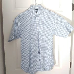Short sleeve shirt